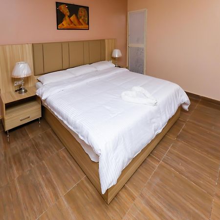 Pyramids Express View Hotel Kafret el-Gabal 外观 照片